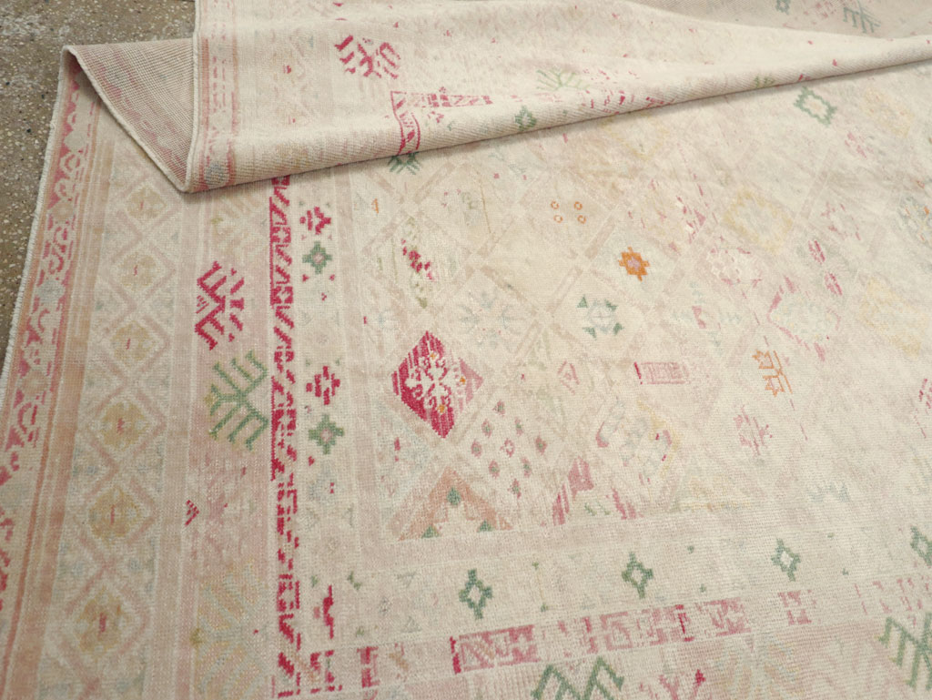 Vintage Turkish Anatolian Accent Carpet, No.31140 - Gsblank