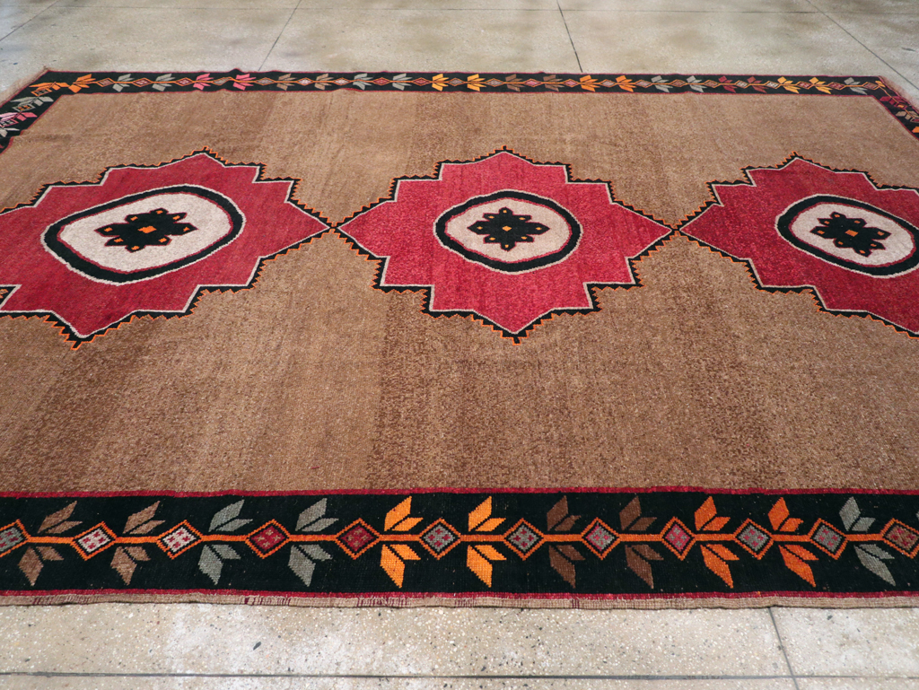 Vintage Turkish Anatolian Tribal Room Size Carpet, No.31141 - Gsblank