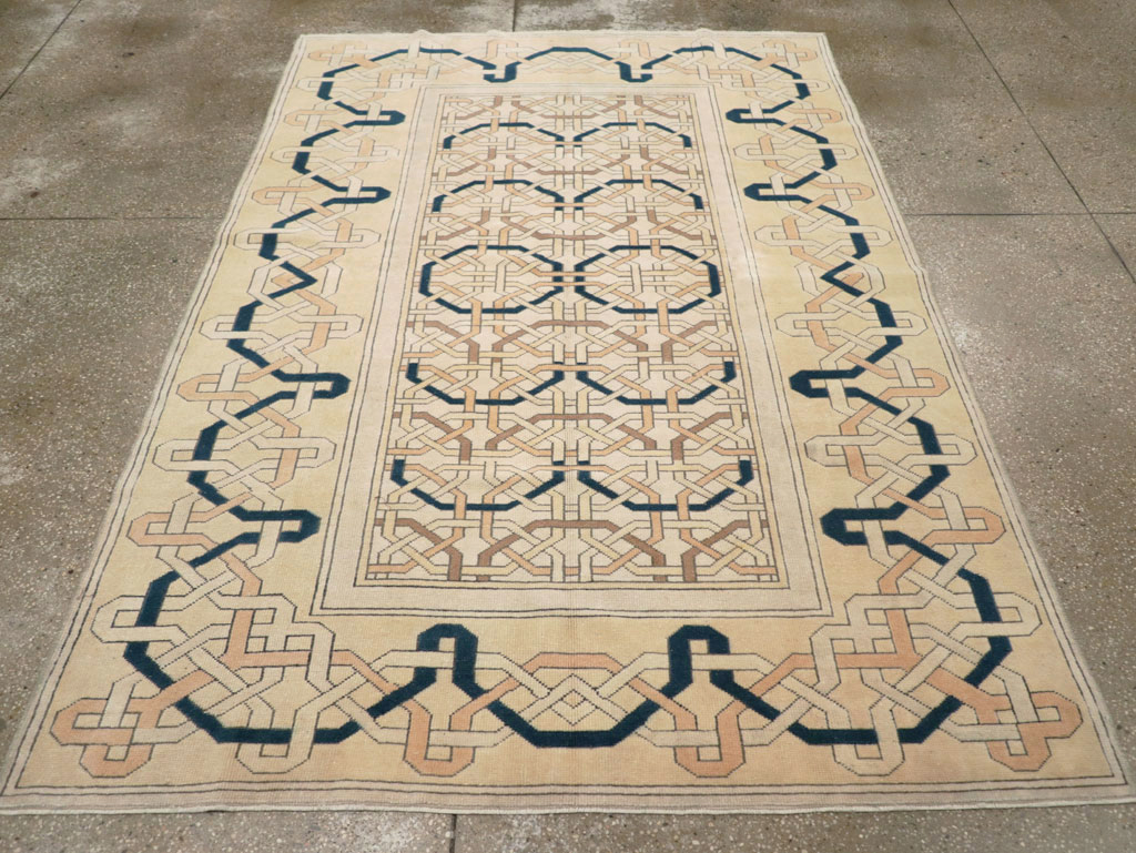 Vintage Turkish Anatolian Art Deco Style Accent Rug, No.31142 - Gsblank