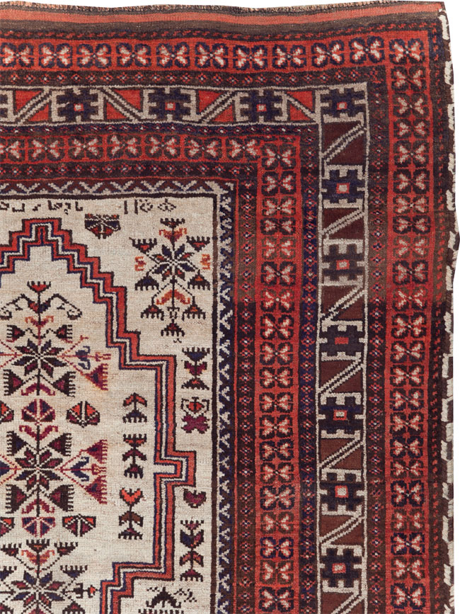 Vintage Persian Baluch Accent Rug, No.31147 - Gsblank