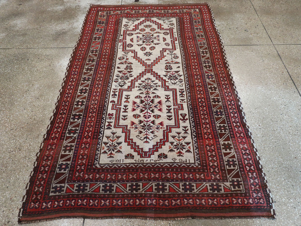 Vintage Persian Baluch Accent Rug, No.31147 - Gsblank