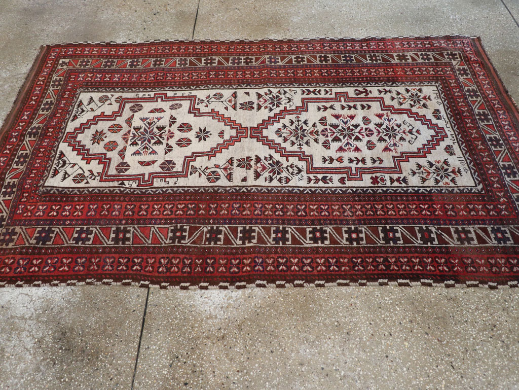 Vintage Persian Baluch Accent Rug, No.31147 - Gsblank