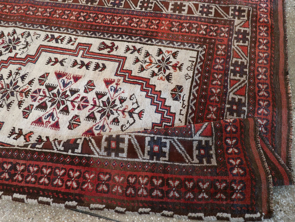 Vintage Persian Baluch Accent Rug, No.31147 - Gsblank
