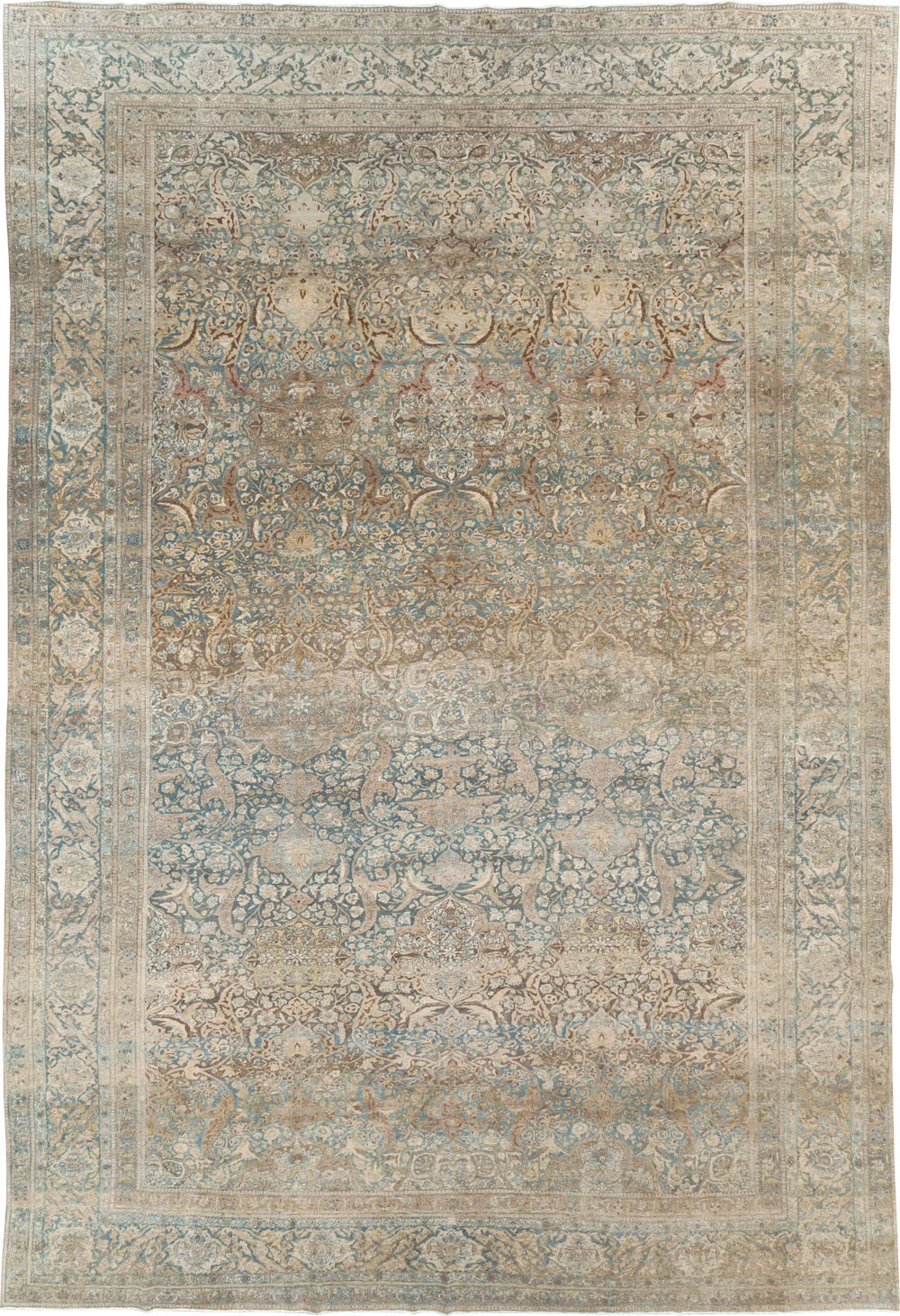 Antique Persian Isfahan Oversize Carpet, No.31174 - Gsblank