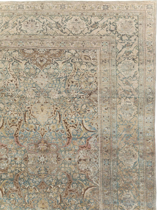 Antique Persian Isfahan Oversize Carpet, No.31174 - Gsblank