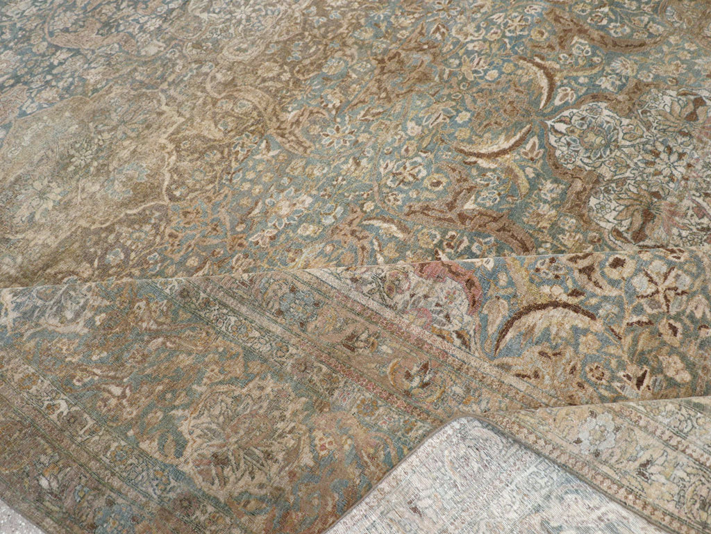 Antique Persian Isfahan Oversize Carpet, No.31174 - Gsblank