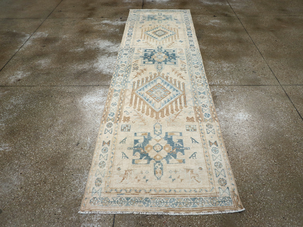 Vintage Persian Karajeh Runner, No.31201 - Gsblank