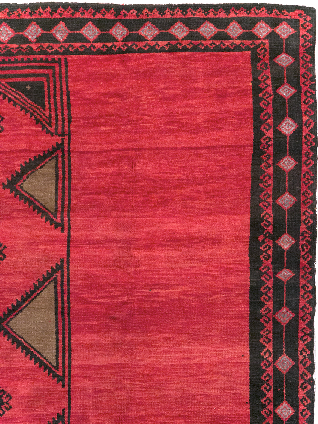 Vintage Turkish Anatolian Tribal Room Size Carpet, No.31202 - Gsblank
