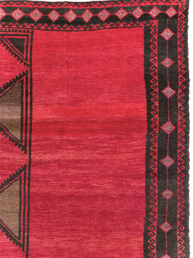 Vintage Turkish Anatolian Tribal Room Size Carpet, No.31202 - Gsblank