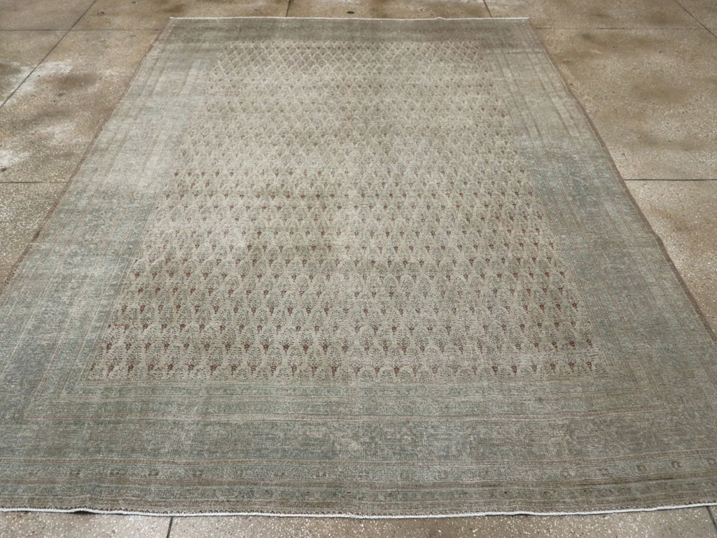 Distressed Antique Persian Tabriz Room Size Carpet, No.31213 - Gsblank