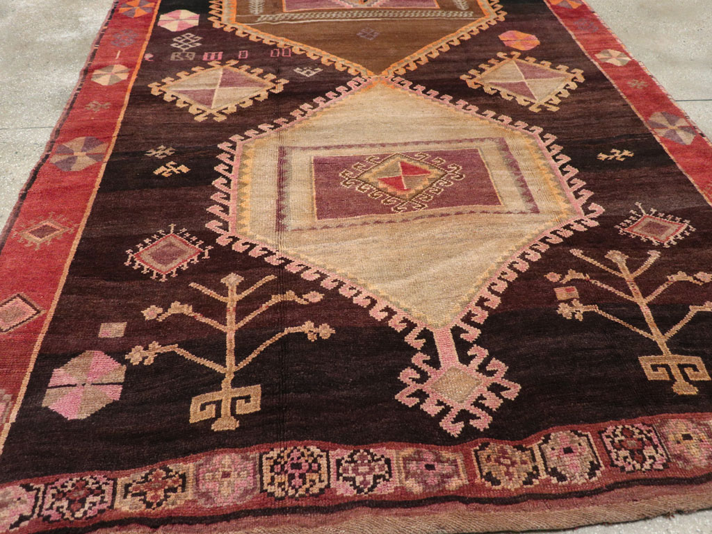Vintage Turkish Anatolian Tribal Room Size Carpet, No.31218 - Gsblank
