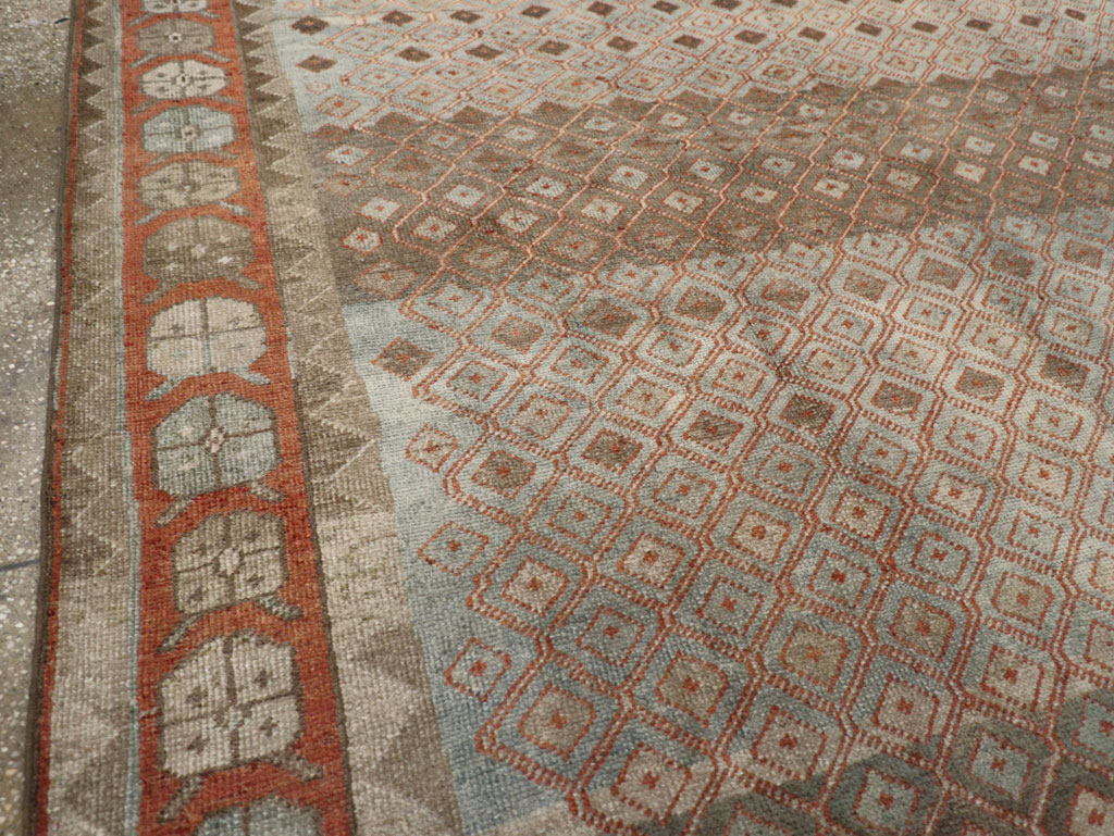 Vintage Persian Veece Accent Carpet, No.31228 - Gsblank