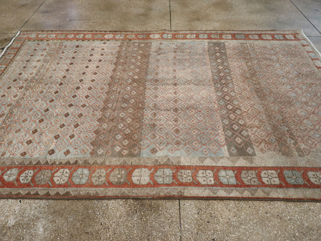 Vintage Persian Veece Accent Carpet, No.31228 - Gsblank
