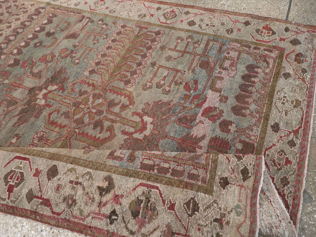Antique Persian Bakhtiari Gallery Rug, No.31231 - Gsblank