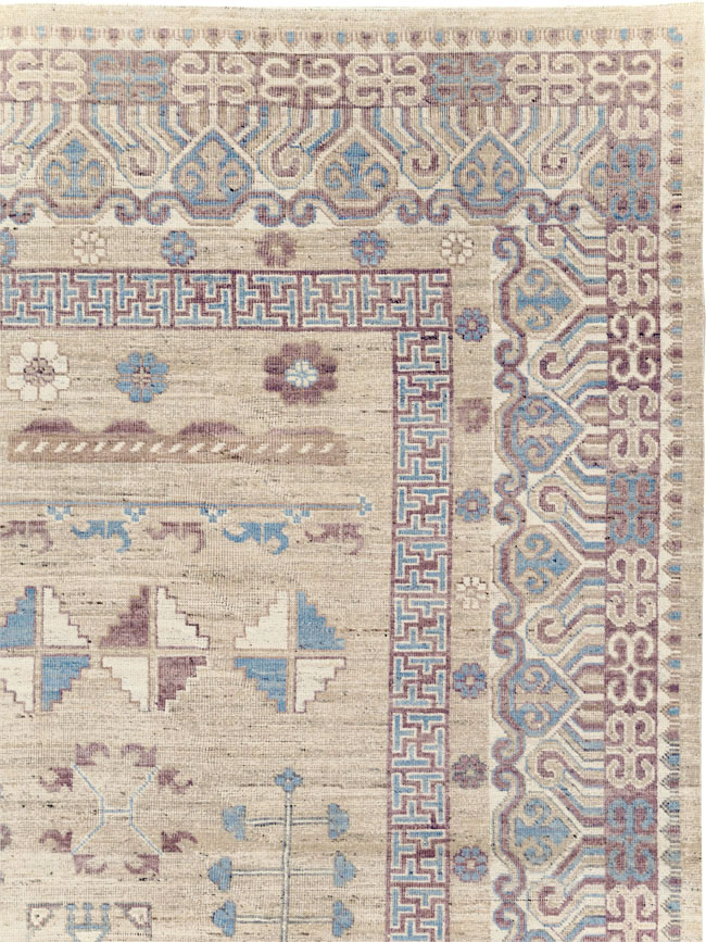 Contemporary East Turkestan Khotan Room Size Carpet, No.31237 - Gsblank