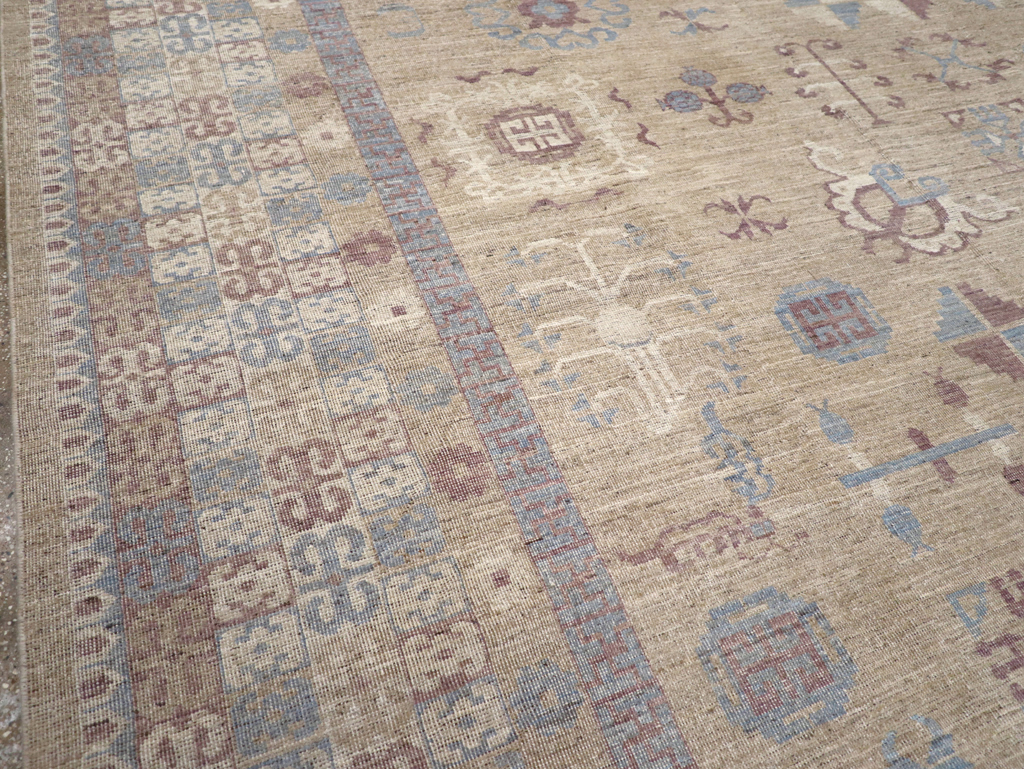Contemporary East Turkestan Khotan Room Size Carpet, No.31238 - Gsblank