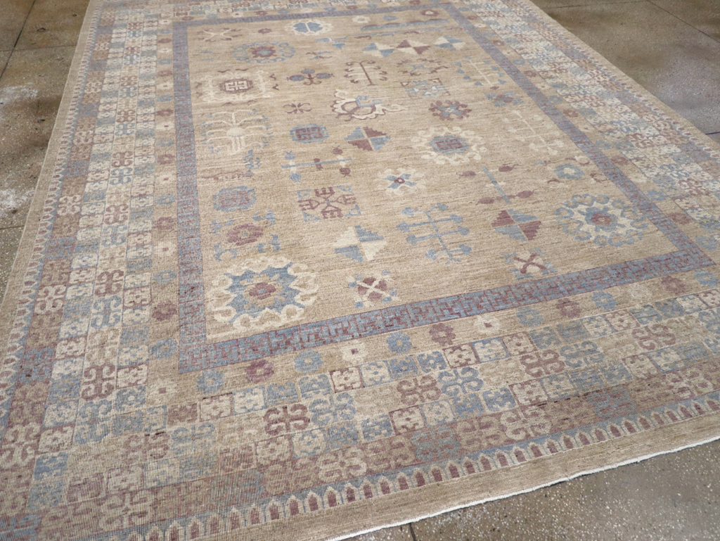 Contemporary East Turkestan Khotan Room Size Carpet, No.31238 - Gsblank