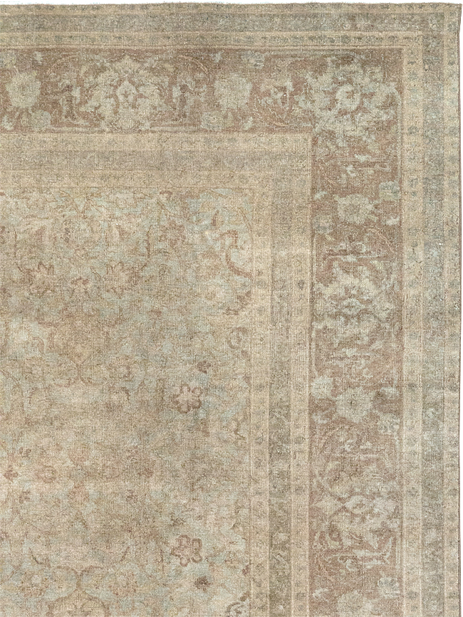 Vintage Persian Tabriz Accent Carpet, No.31246 - Gsblank