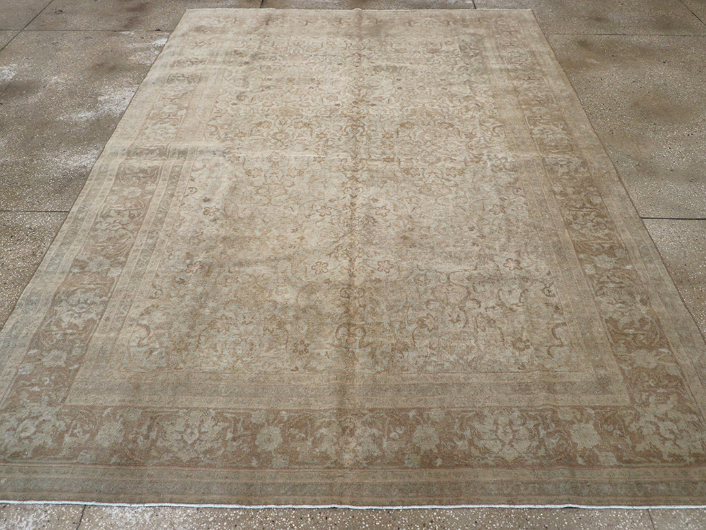 Vintage Persian Tabriz Accent Carpet, No.31246 - Gsblank