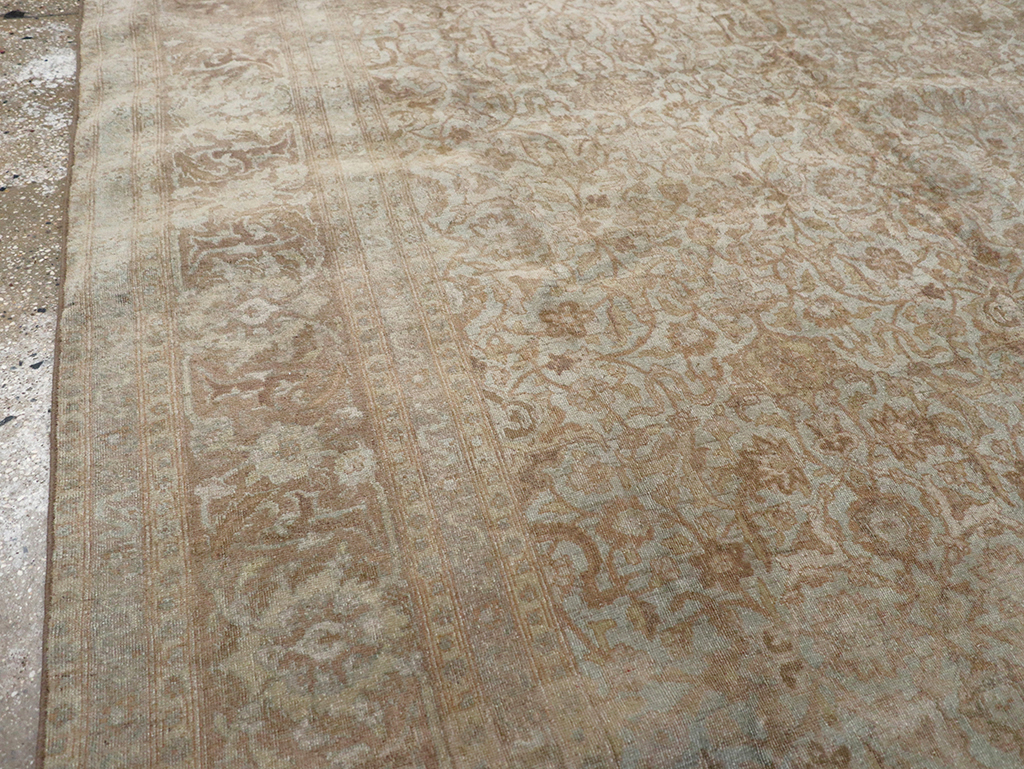 Vintage Persian Tabriz Accent Carpet, No.31246 - Gsblank