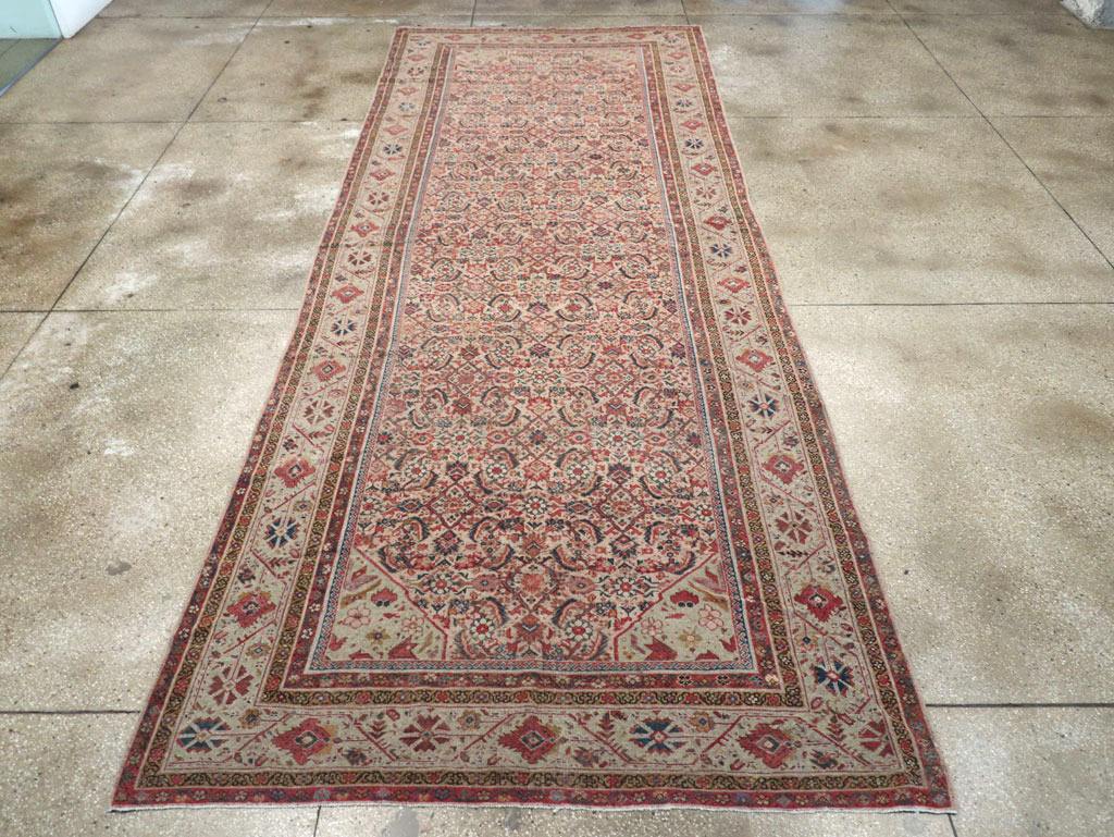 Antique Persian Fereghan Long and Narrow Gallery Carpet, No.31251 - Gsblank