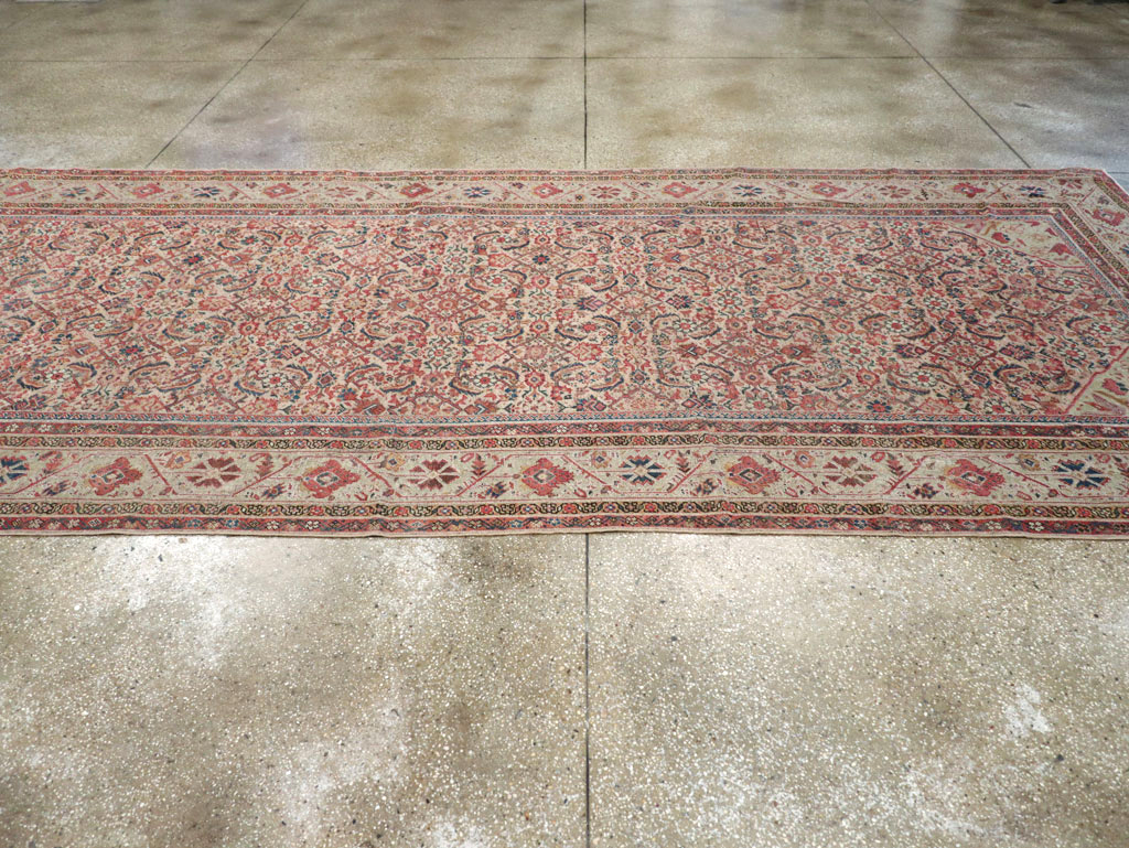 Antique Persian Fereghan Long and Narrow Gallery Carpet, No.31251 - Gsblank