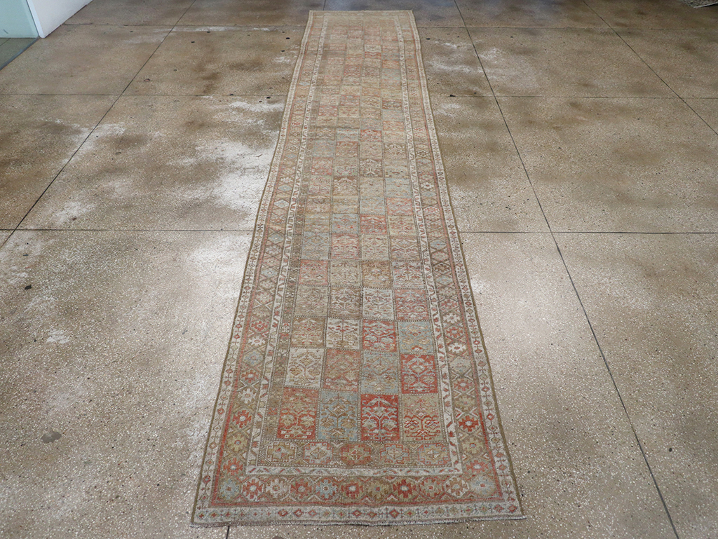 Antique Persian Kurd Bidjar Long Runner, No.31255 - Gsblank