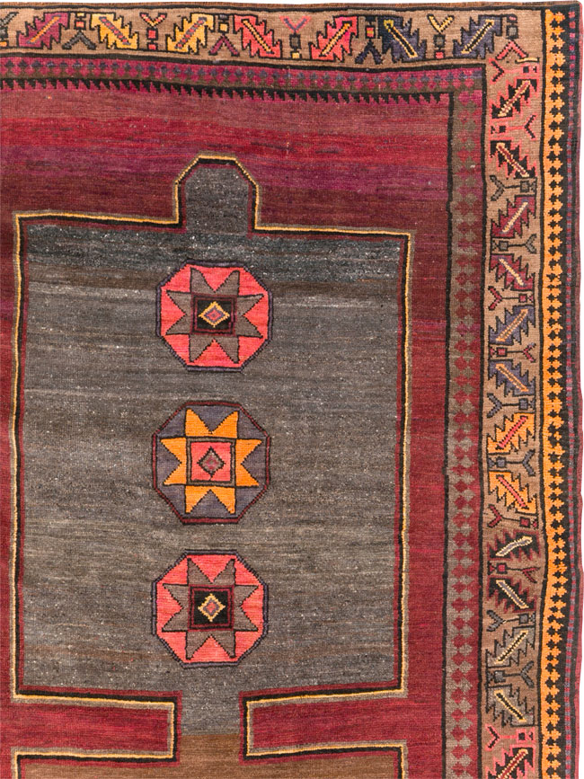 Vintage Turkish Anatolian Long Room Size Carpet, No.31268 - Gsblank