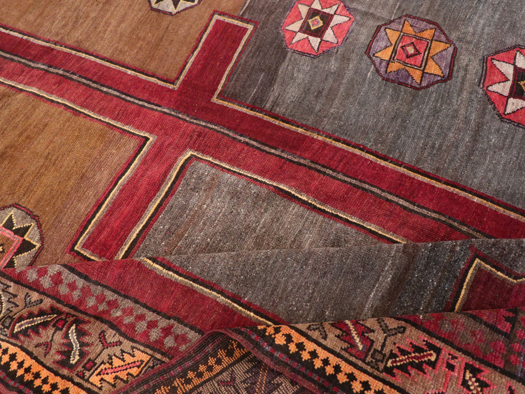 Vintage Turkish Anatolian Long Room Size Carpet, No.31268 - Gsblank