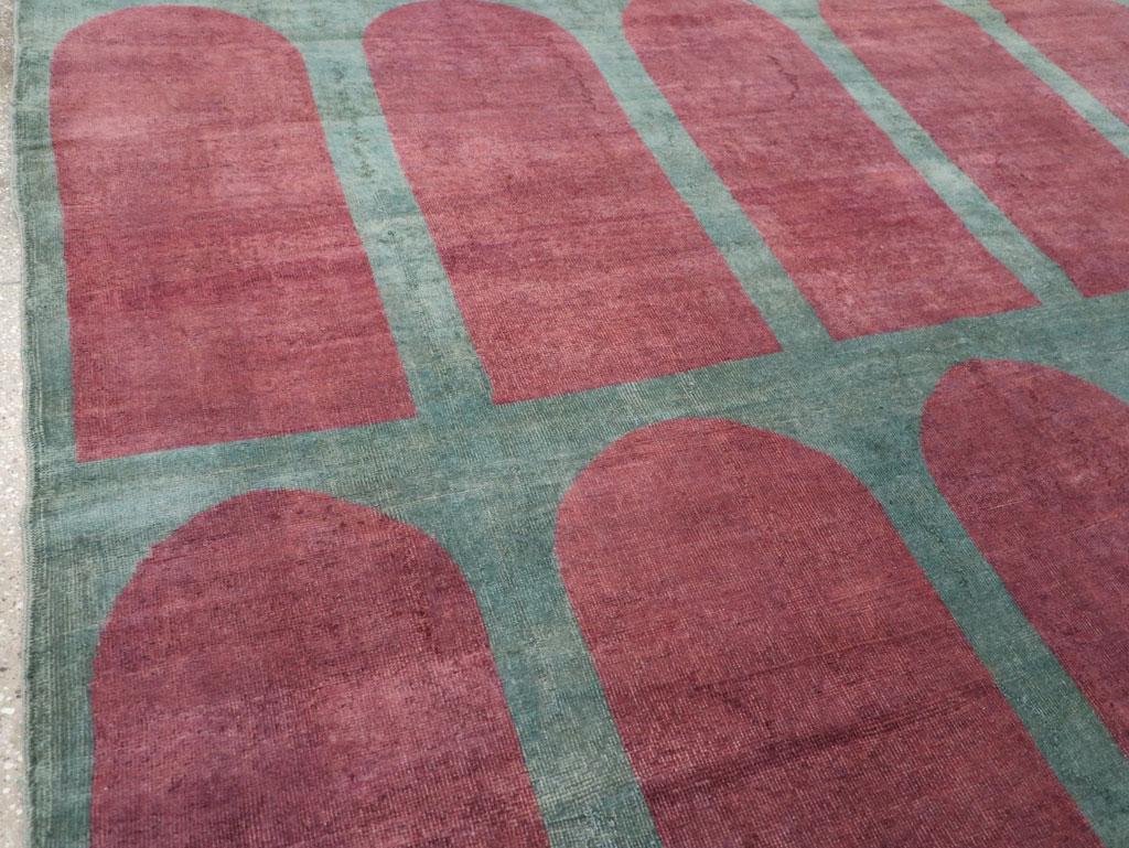 Vintage Turkish Art Deco Style Room Size Carpet, No.31273 - Gsblank