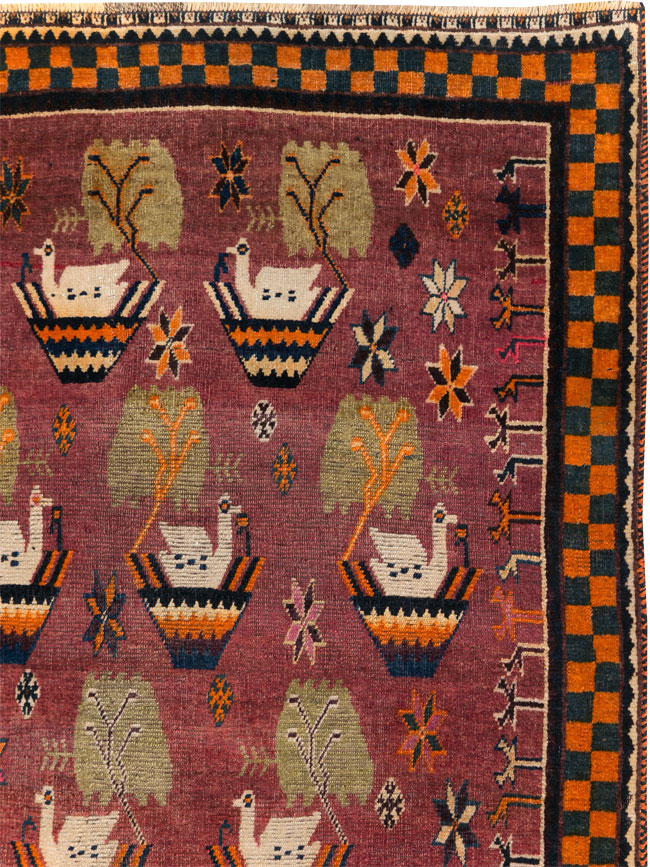 Vintage Persian Pictorial Gabbeh Accent Rug, No.31316 - Gsblank