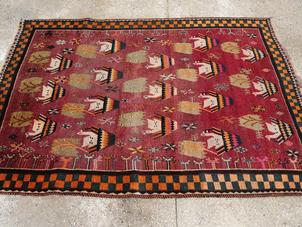 Vintage Persian Pictorial Gabbeh Accent Rug, No.31316 - Gsblank