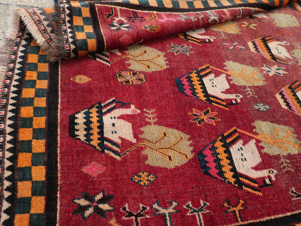 Vintage Persian Pictorial Gabbeh Accent Rug, No.31316 - Gsblank