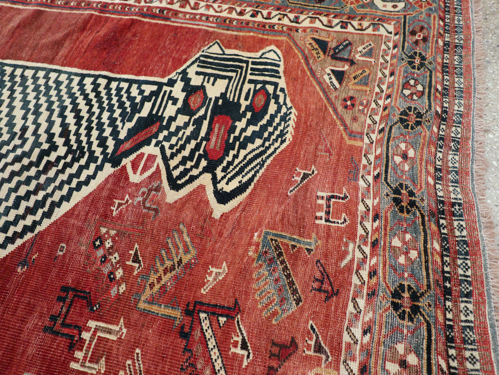 Antique Persian Qashqai Pictorial Accent Rug, No.31320 - Gsblank