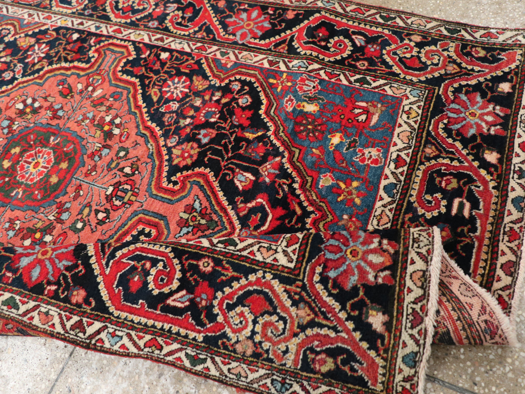 Antique Persian Sarouk Throw Rug, No.31327 - Gsblank