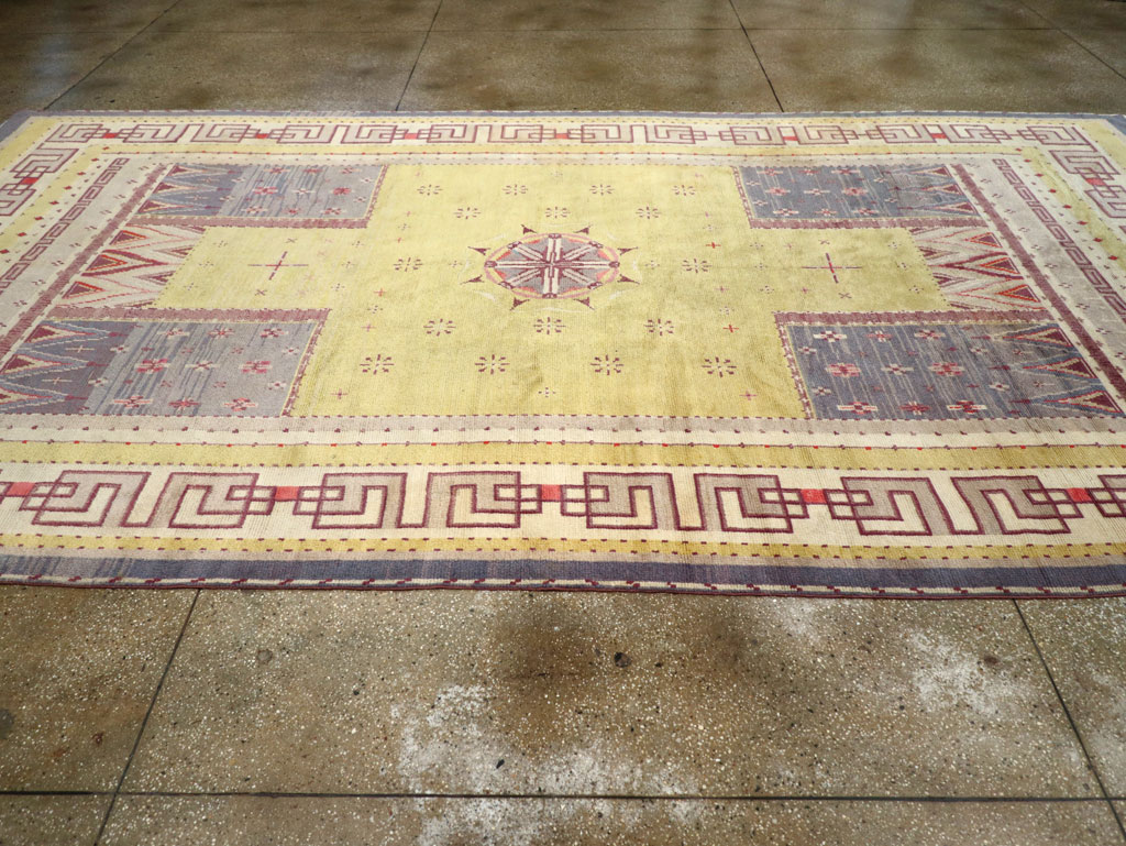 Vintage European Art Deco Long and Narrow Carpet, No.31337 - Gsblank