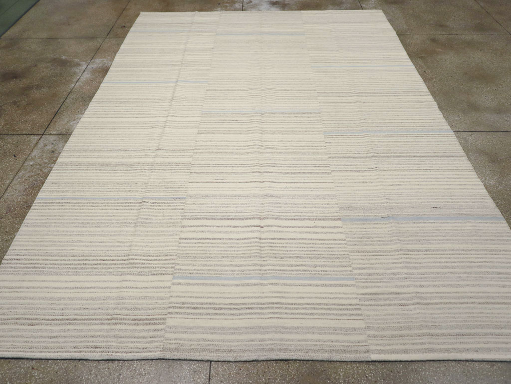 Contemporary Turkish Flatweave Kilim Room Size Carpet, No.31355 - Gsblank