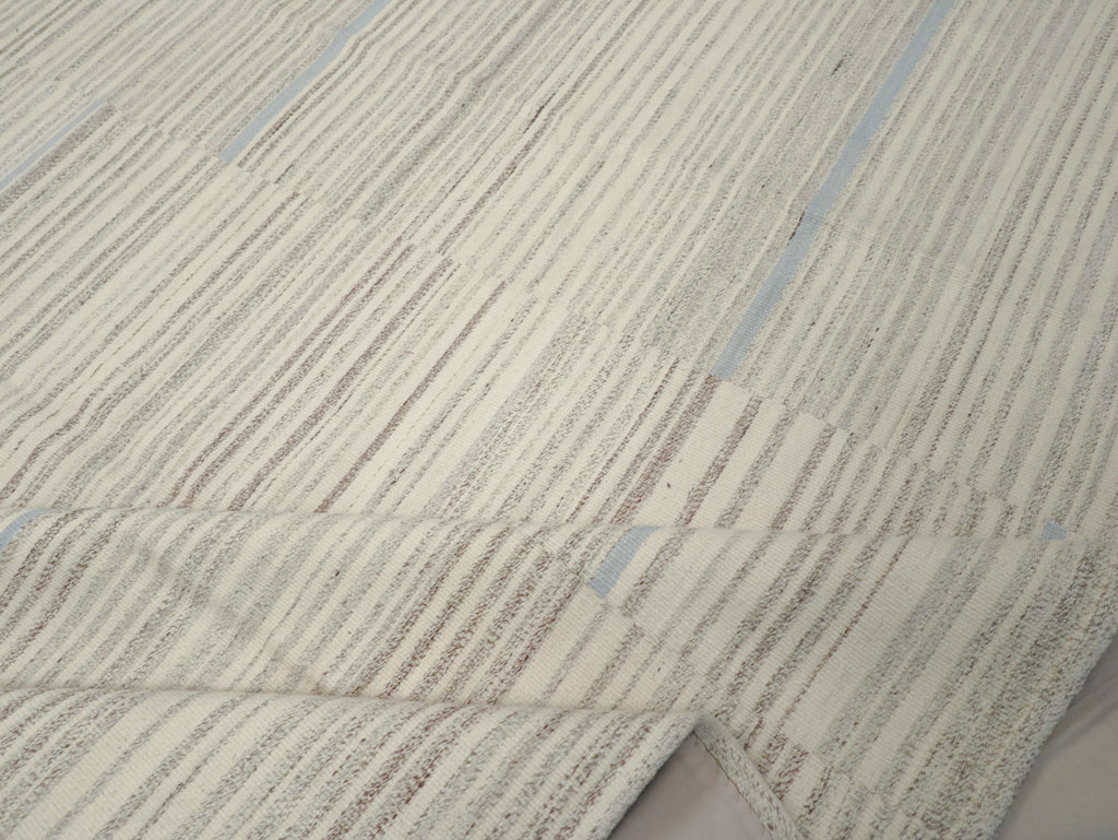 Contemporary Turkish Flatweave Kilim Room Size Carpet, No.31355 - Gsblank