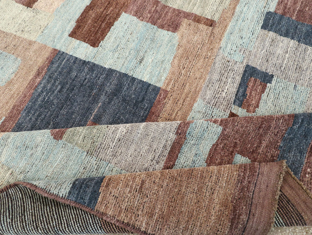 Contemporary Turkish Room Size Carpet, No.31377 - Gsblank