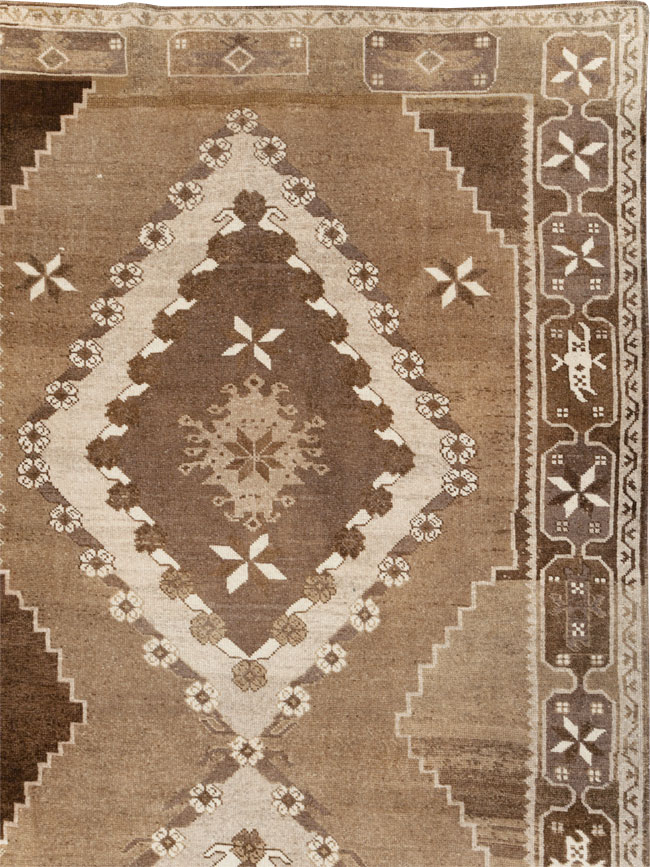 Vintage Turkish Anatolian Room Size Carpet, No.31400 - Gsblank