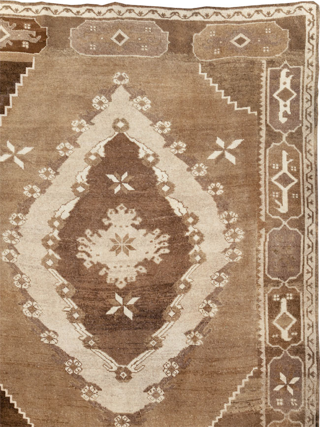 Vintage Turkish Anatolian Room Size Carpet, No.31400 - Gsblank