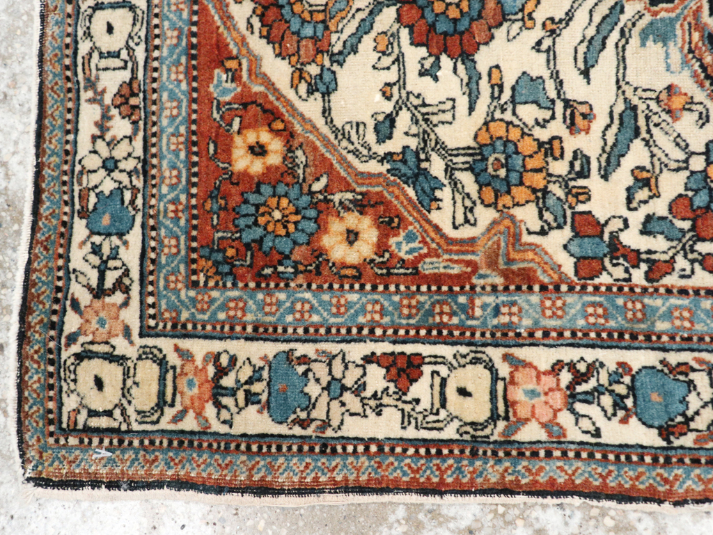 Antique Persian Tabriz Rug, No.31408 - Gsblank