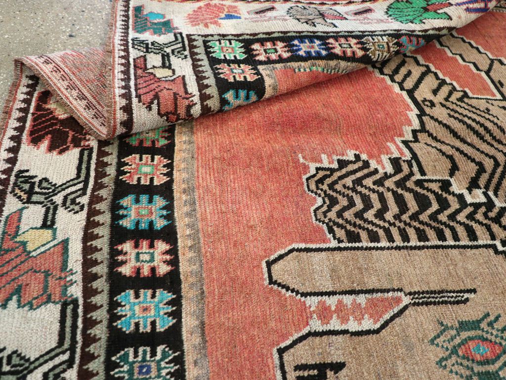 Vintage Persian Pictorial Gabbeh Accent Carpet, No.31410 - Gsblank