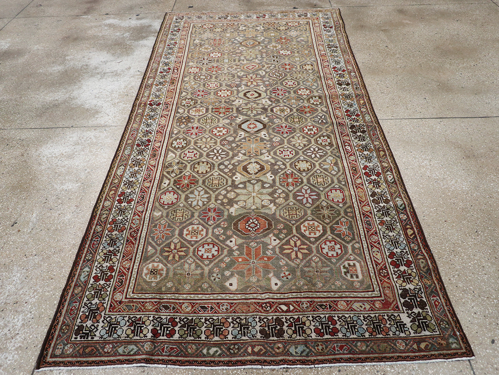 Antique Persian Kurd Gallery Rug, No.31411 - Gsblank