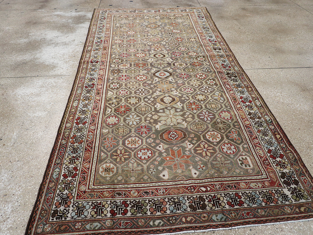 Antique Persian Kurd Gallery Rug, No.31411 - Gsblank