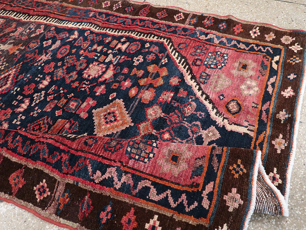 Vintage Persian Hamadan Pictorial Accent Rug, No.31413 - Gsblank