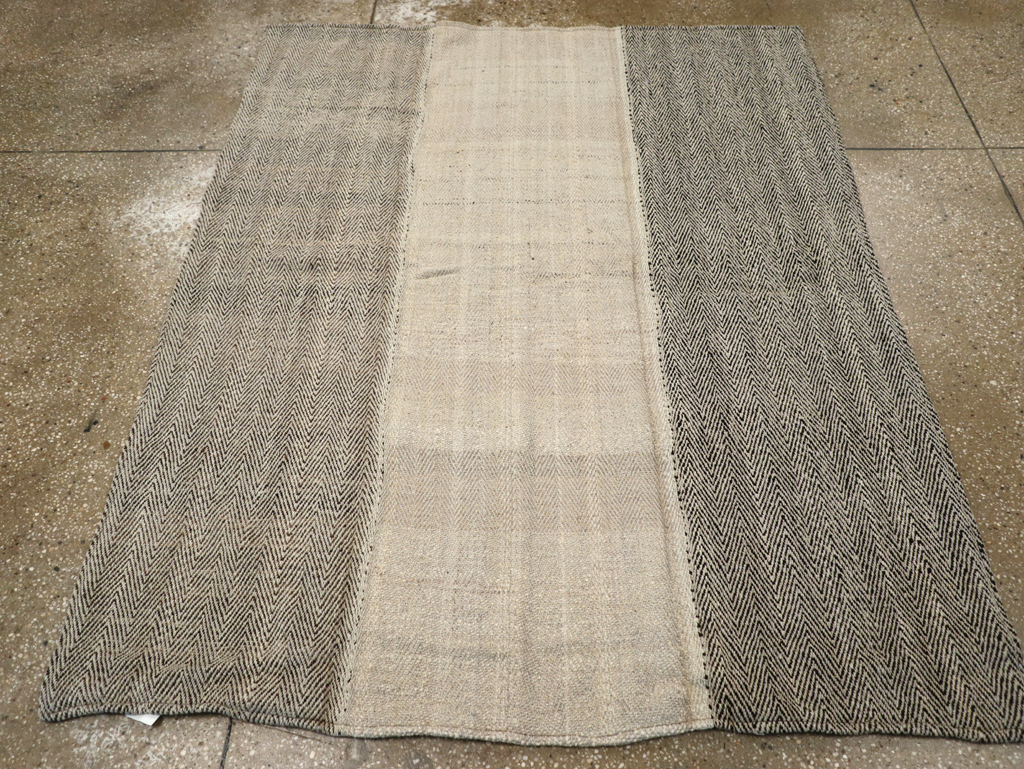 Modern Turkish Flatweave Accent Rug, No.31414 - Gsblank