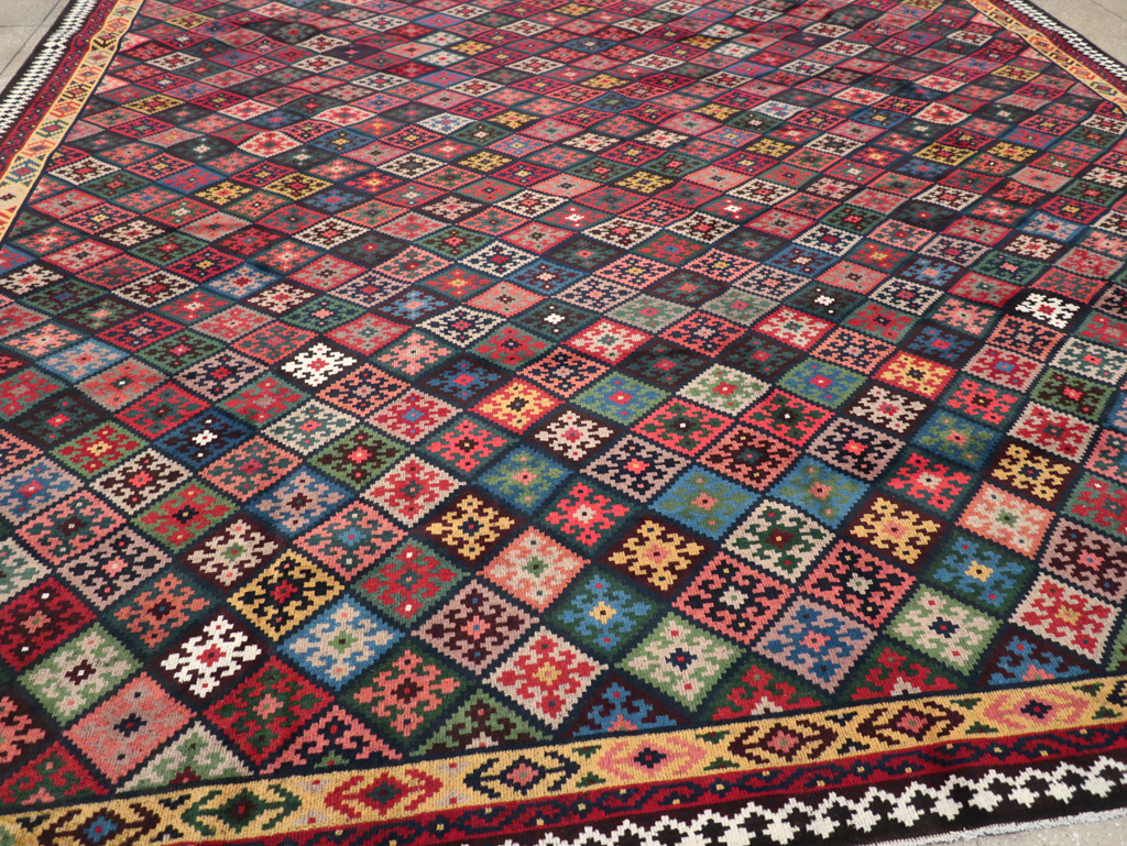 Contemporary Persian Qashqai Oversize Carpet, No.31418 - Gsblank