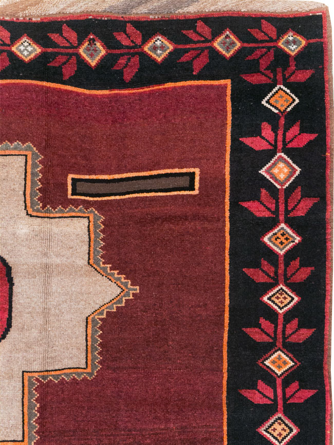 Vintage Turkish Anatolian Tribal Room Size Carpet, No.31419 - Gsblank