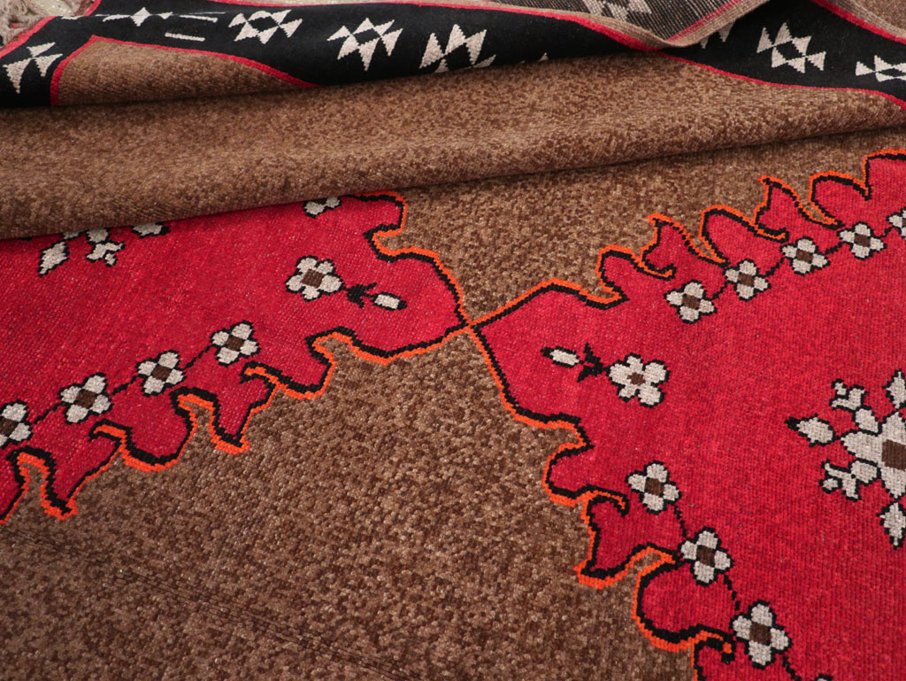 Vintage Turkish Anatolian Tribal Room Size Carpet, No.31420 - Gsblank